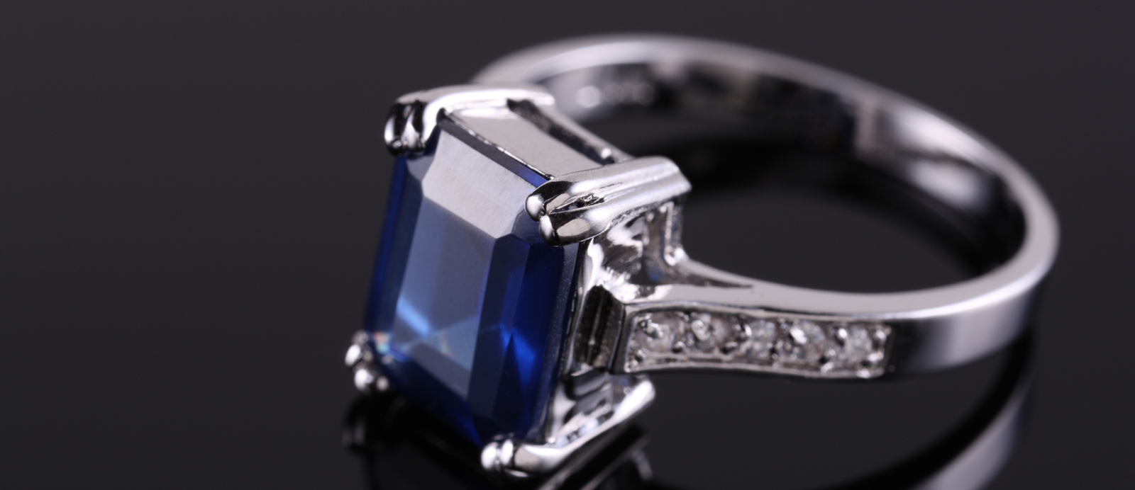 Untitled design - 2025-12-02T192029.634